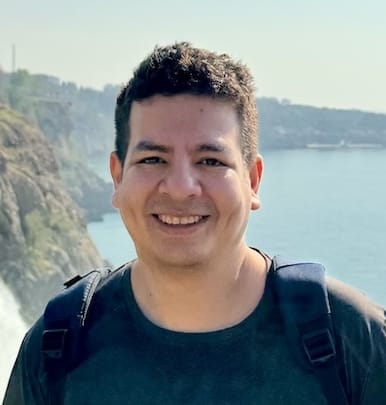 Picture of Arnold Cartagena