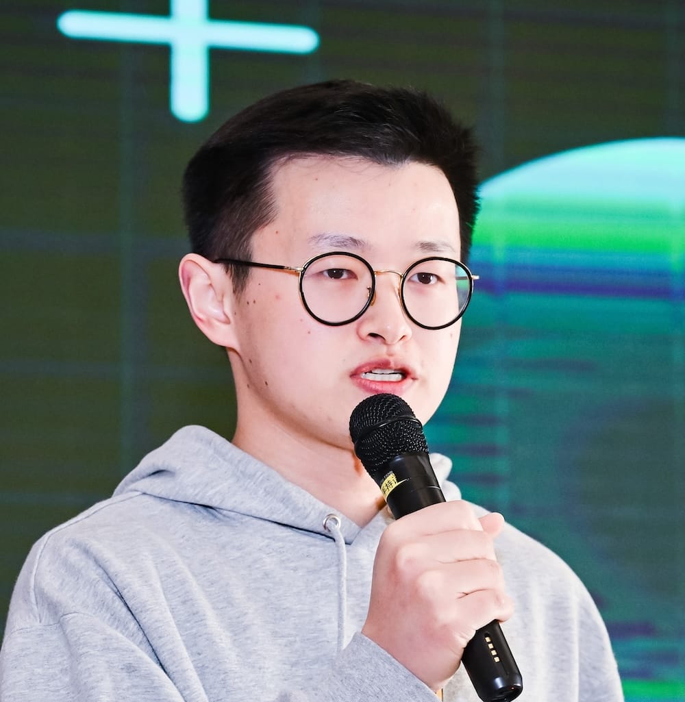 Picture of Feynman Zhou