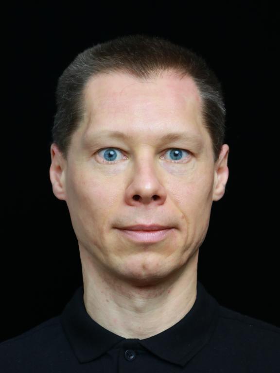 Picture of Yuriy Bezsonov